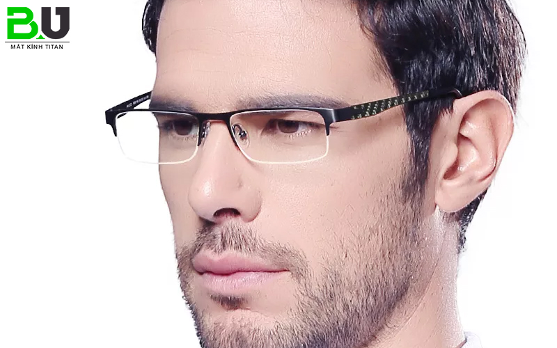 bang-gia-kinh-titan-Foster-0910